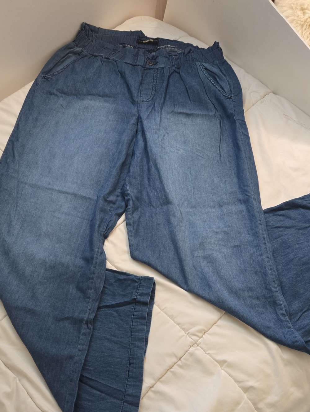 Rewash Relaxed Chambray Paperbag Waist Pants in Denim Blue